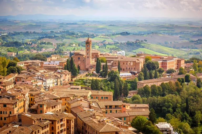 Luftbild von Siena im Maßstab